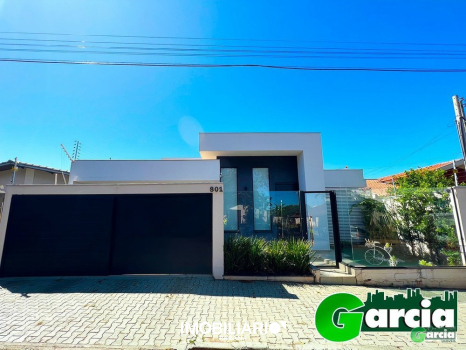 Residência para  vendaIporã, 675,00m², com 3 quartos