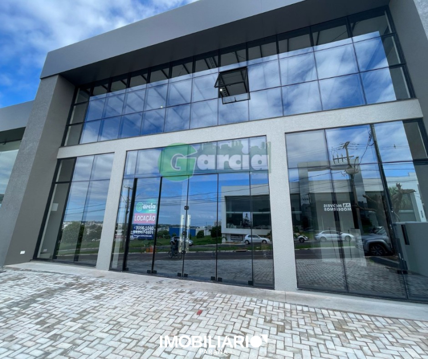 Salão Comercial para  alugar em Zona III, Umuarama, 420,00m²