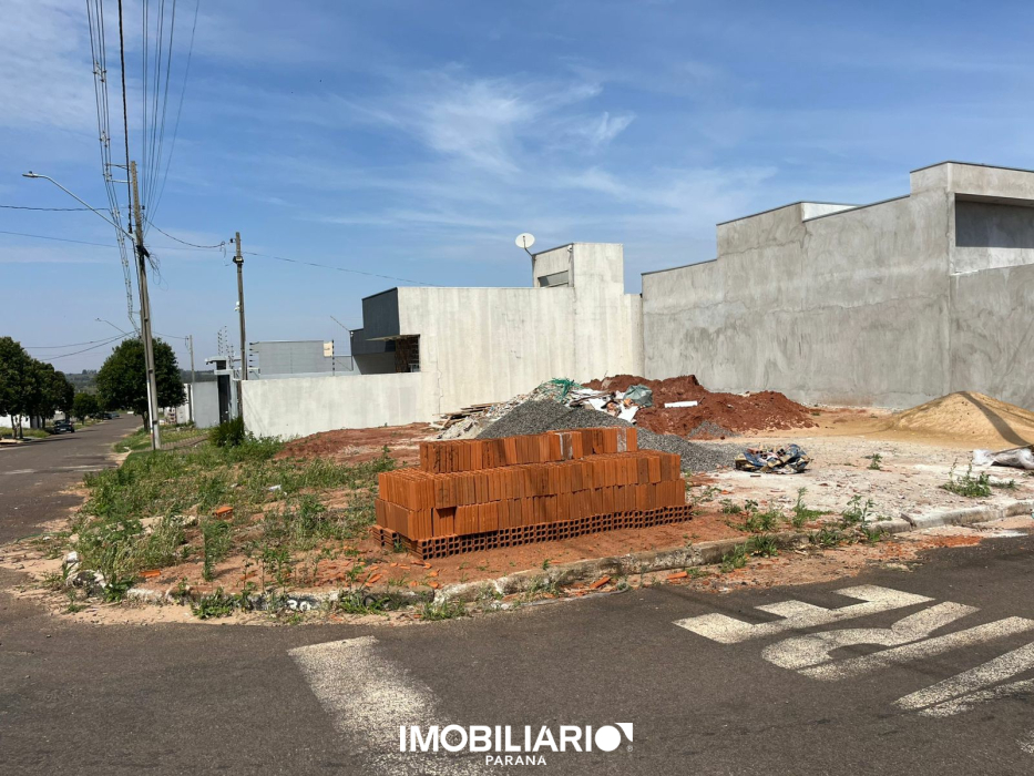Terreno para  venda em Parque Residencial Metropolitano I, Umuarama, 168,00m²