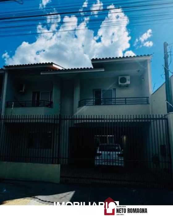 Residência para  venda em Zona II, Umuarama, 186,00m², com 4 quartos