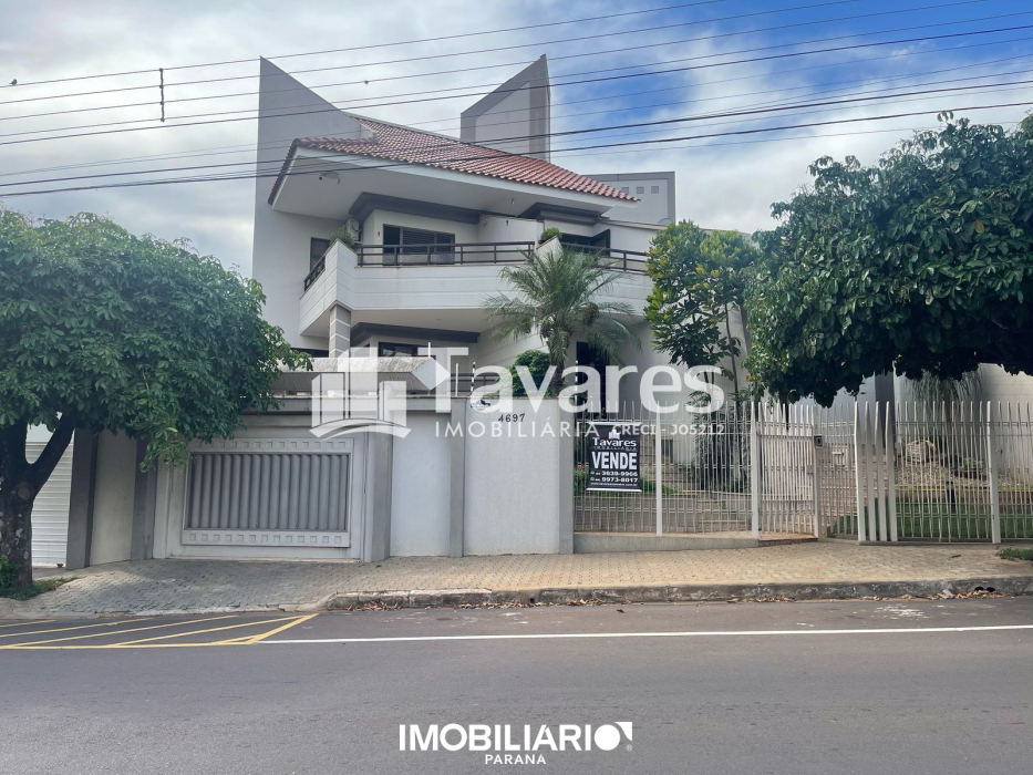 Sobrado para  venda em Zona II, Umuarama, 560,00m², com 2 quartos