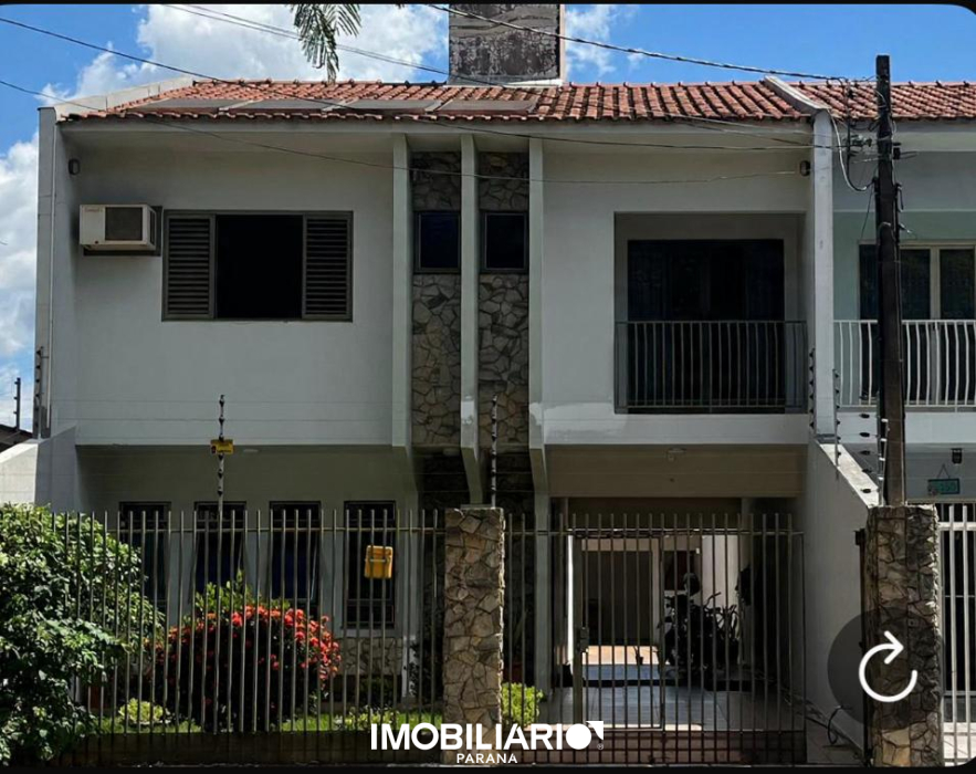 Sobrado para  venda em Zona II, Umuarama, 280,00m², com 3 quartos