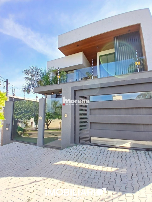 Sobrado para  venda em Zona V, Umuarama, 308,00m², com 3 quartos