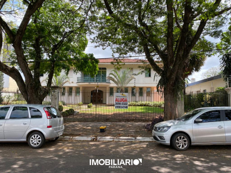 Residência para  alugar em Zona III, Umuarama, 1.960,00m²