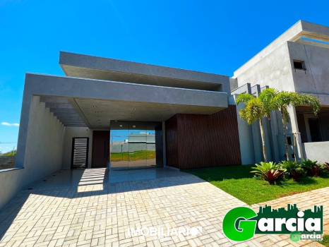 Residência para  venda em Condomínio Paysage Essenza, Umuarama, 250,00m²