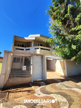 Residência para  venda em Zona II, Umuarama, 490,00m², com 4 quartos