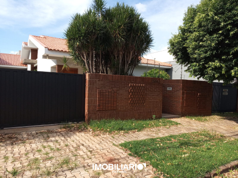 Residência para  venda em Jardim dos Príncipes, Umuarama, 450,00m², com 2 quartos