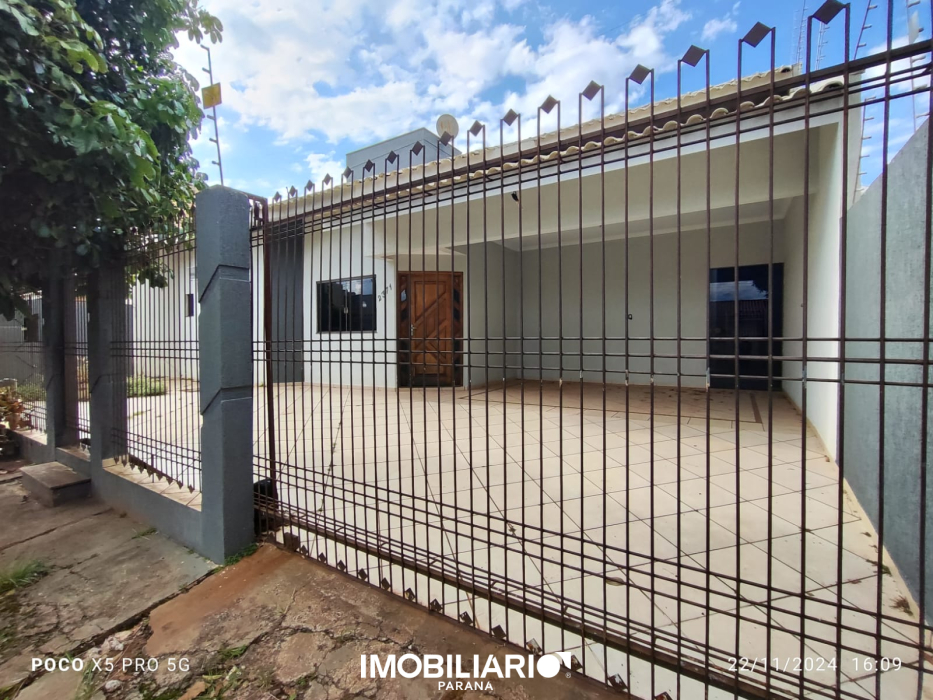 Residência para  alugar em Parque Bandeirantes, Umuarama, 100,00m², com 2 quartos