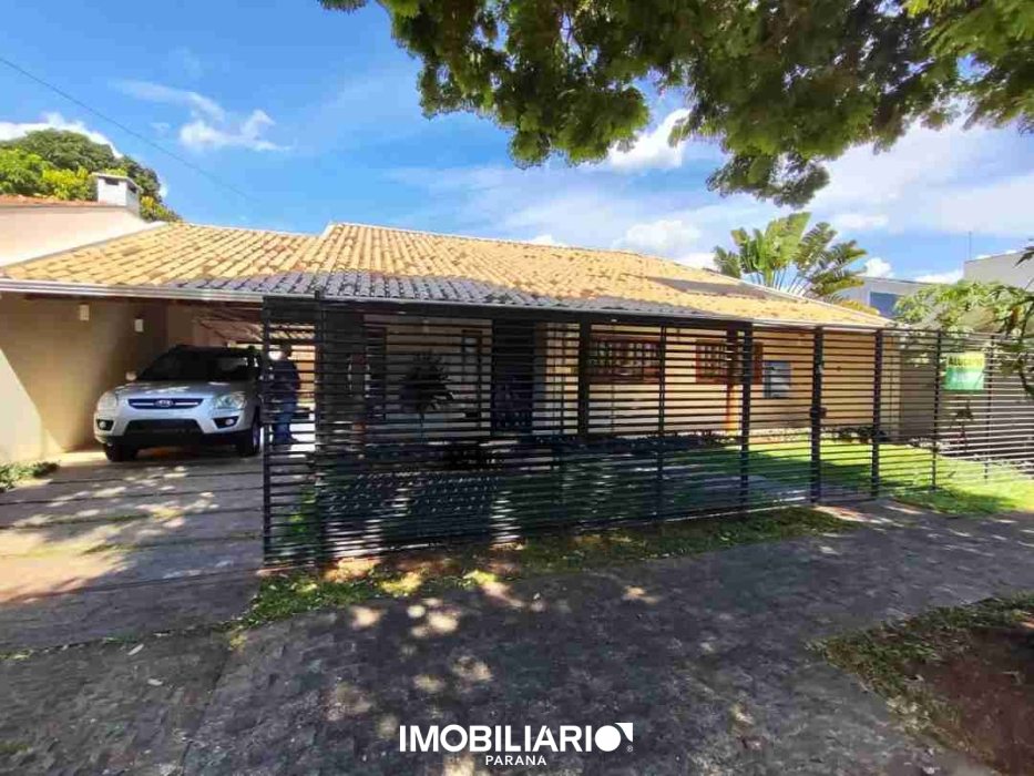 Residência para  venda em Parque Cidade Jardim, Umuarama, 450,00m², com 2 quartos