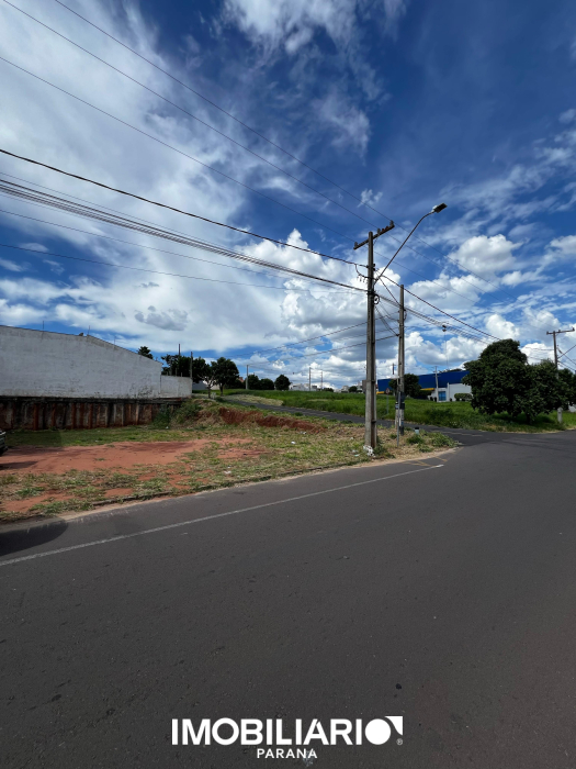 Terreno para  vendaUmuarama, 468,00m²