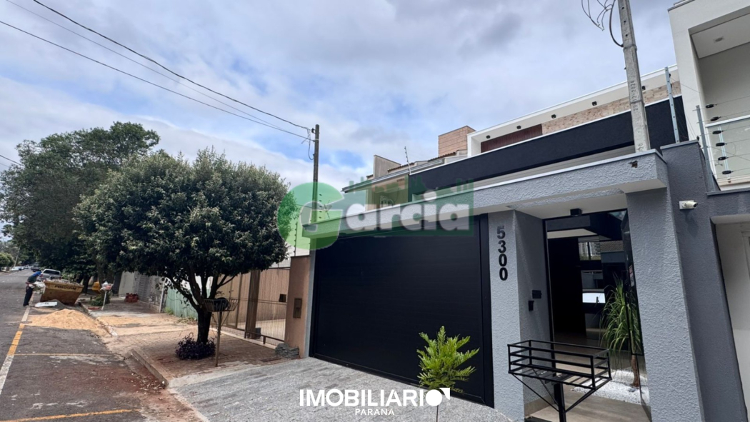 Residência para  venda em Zona II, Umuarama, 245,00m², com 2 quartos