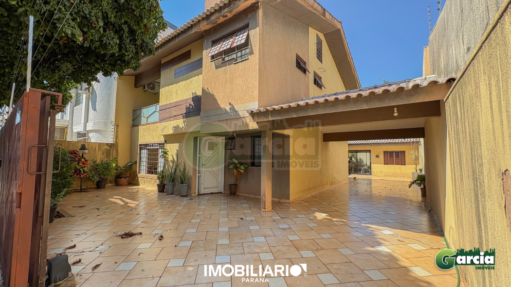 Sobrado para  venda em Jardim Tamoio, Umuarama, 490,00m², com 4 quartos