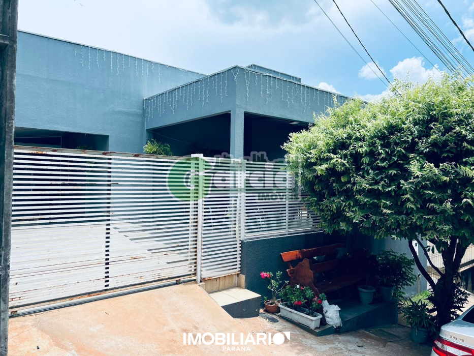 Residência para  venda em Zona VI, Umuarama, 304,00m², com 2 quartos