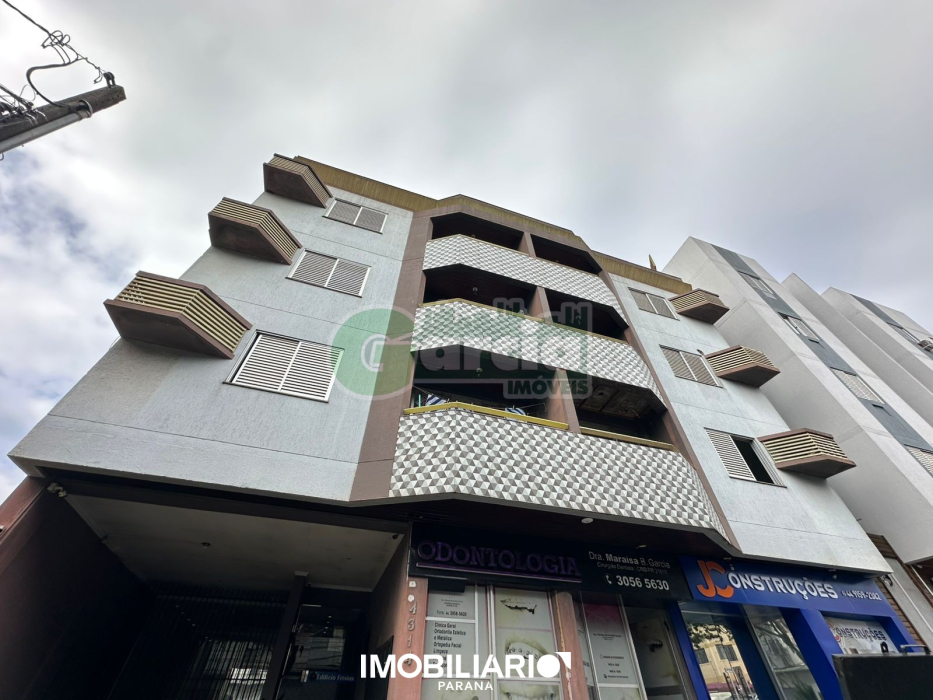 Apartamento para  alugar em Zona II, Umuarama, com 3 quartos