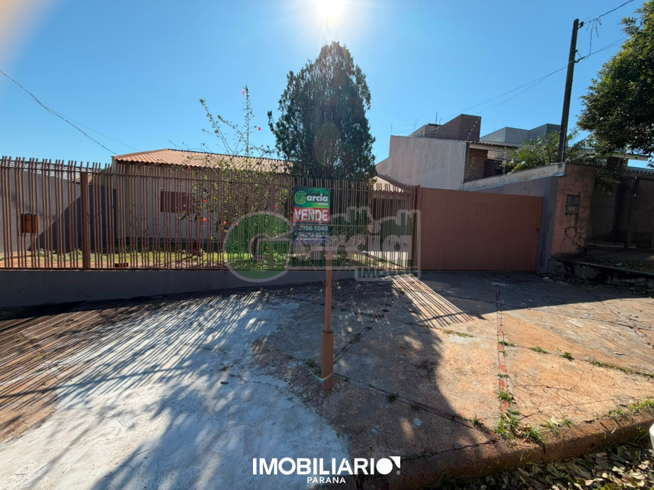 Residência para  venda em Zona V, Umuarama, 490,00m², com 1 quartos