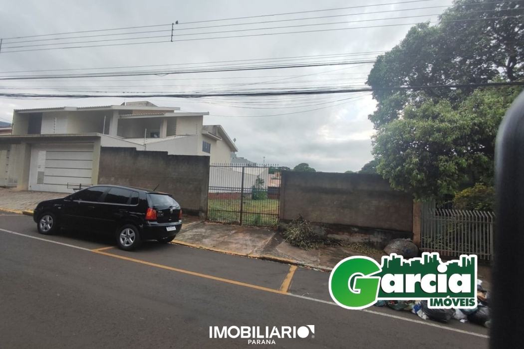 Terreno para  venda em Zona III, Umuarama, 490,00m²