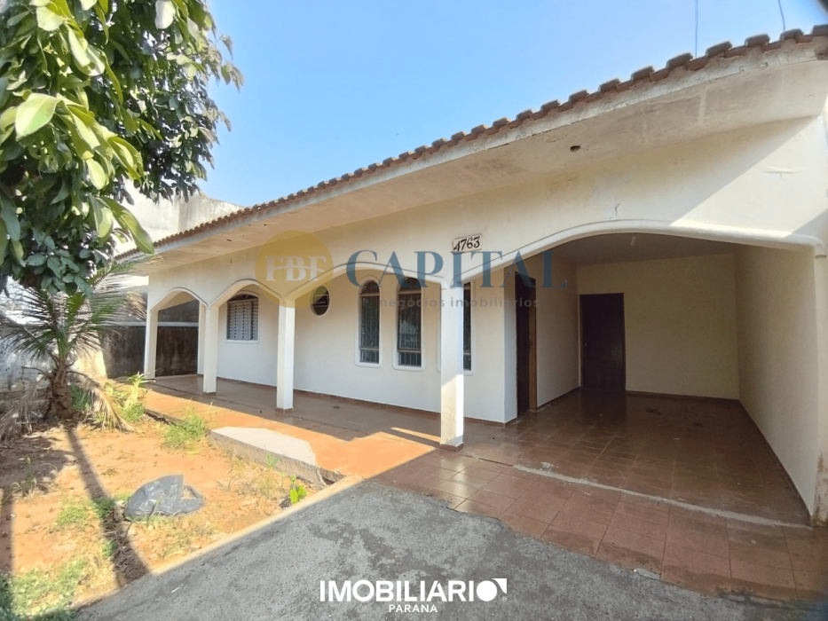 Residência para  venda em Zona V, Umuarama, 490,00m², com 3 quartos