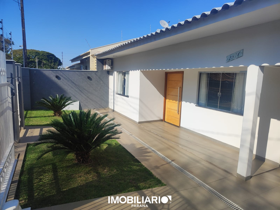 Residência para  venda em Jardim Indaiá, Umuarama, 360,00m²