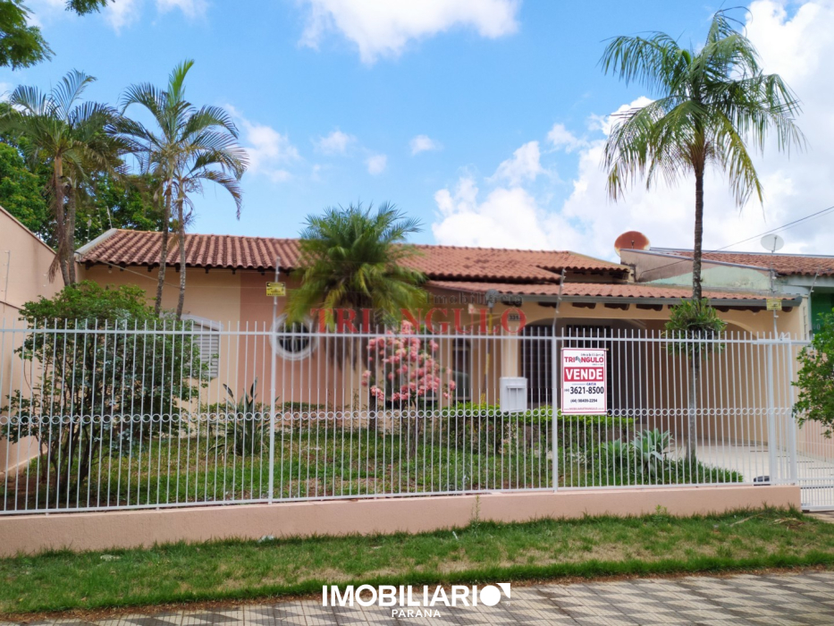 Residência para  venda em Zona I-A, Umuarama, 444,00m²