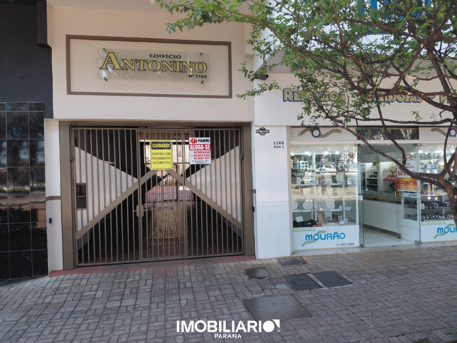 Apartamento para  alugar em Centro, Campo Mourão, com 3 quartos