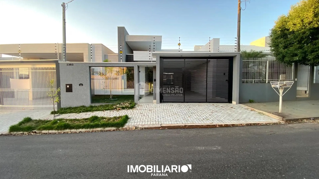 Residência para  venda em Parque Bandeirantes, Umuarama, 270,00m², com 3 quartos