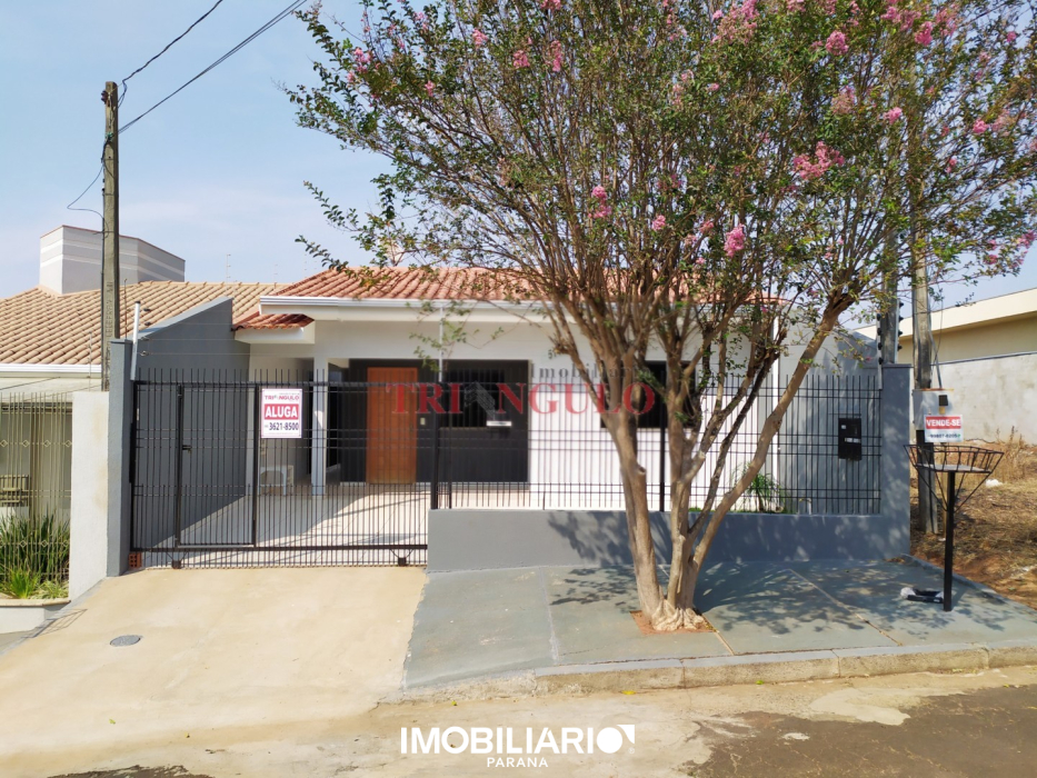 Residência para  alugar em Zona IV, Umuarama, 200,00m², com 2 quartos