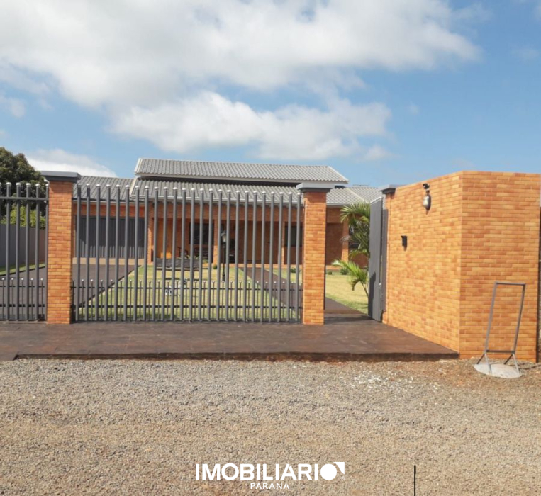 Residência para  venda em Geraldo dos Borges, Campo Mourão, 1.176,00m², com 3 quartos