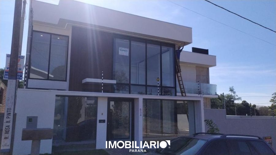 Sobrado para  venda em Jardim Flora III, Campo Mourão, 28.640,00m², com 3 quartos