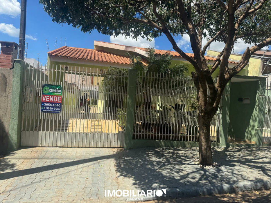 Residência para  venda em Parque San Remo I, Umuarama, 260,04m², com 2 quartos