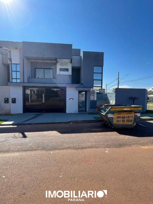 Sobrado para  venda em Botânico I, Campo Mourão, 210,00m², com 3 quartos