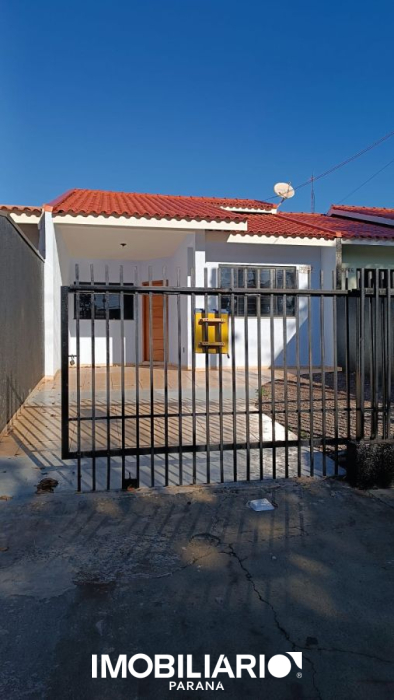 Residência para  alugar em Centro, Campo Mourão, com 3 quartos