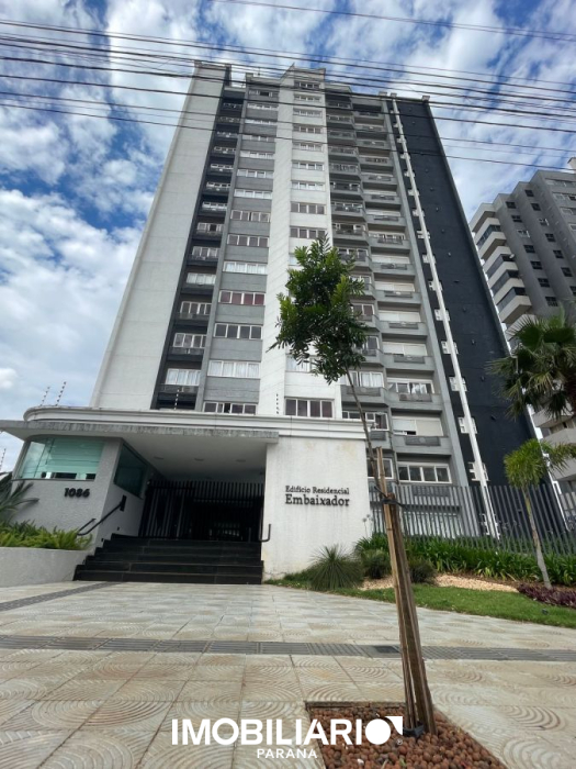 Apartamento para  venda em Centro, Campo Mourão, 411,03m²