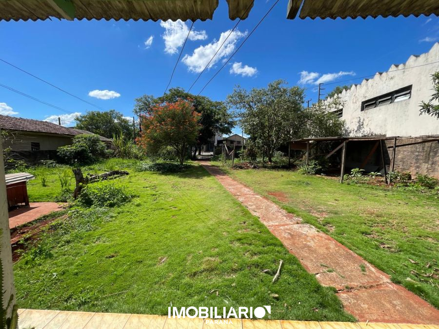 Residência para  venda em Centro, Campo Mourão, 950,00m², com 3 quartos