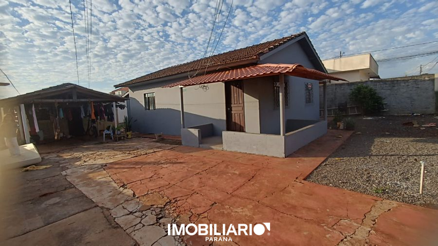 Residência para  alugar em Lar Paraná, Campo Mourão, com 3 quartos