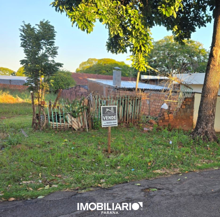 Terreno para  venda em Zona VII, Umuarama, 196,00m²
