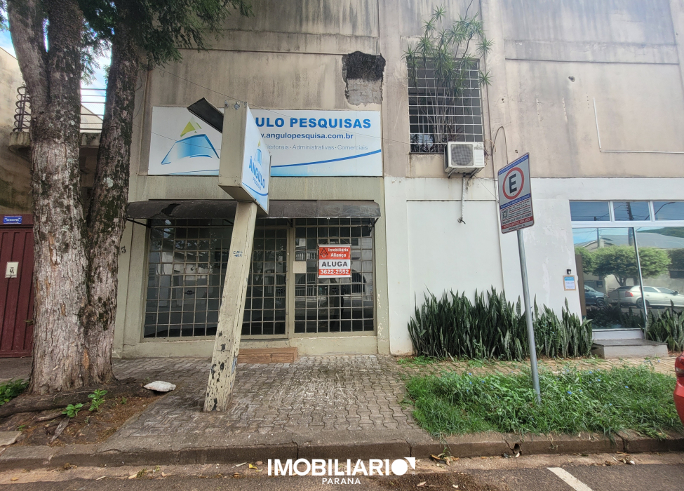 Sala Comercial para  alugar em Zona II, Umuarama, 600,00m²