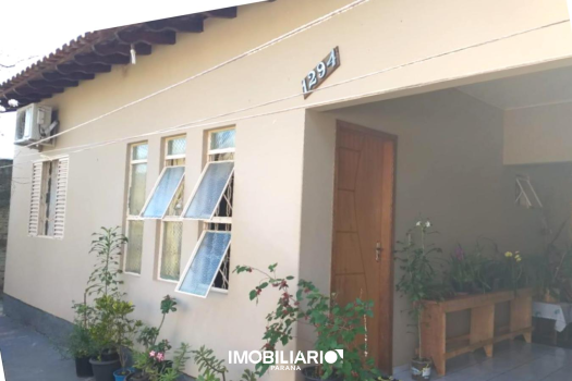 Residência para  venda em Zona VII, Umuarama, 517,00m², com 3 quartos