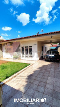 Residência para  venda em Zona I-A, Umuarama, 444,00m², com 3 quartos