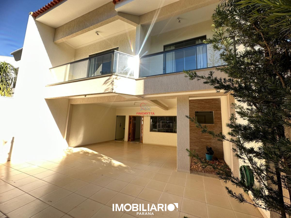 Sobrado para  venda em Zona II, Umuarama, 280,00m², com 4 quartos