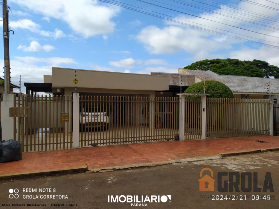 Residência para  venda em Jardim Flórida, Campo Mourão, 416,00m², com 3 quartos