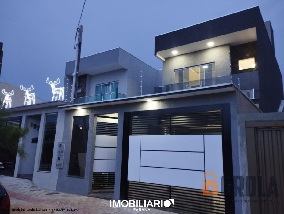 Sobrado para  venda em Centro, Campo Mourão, 100,00m², com 3 quartos