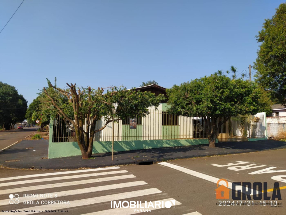 Residência para  venda em Jardim Lar Parana, Campo Mourão, 225,00m², com 3 quartos