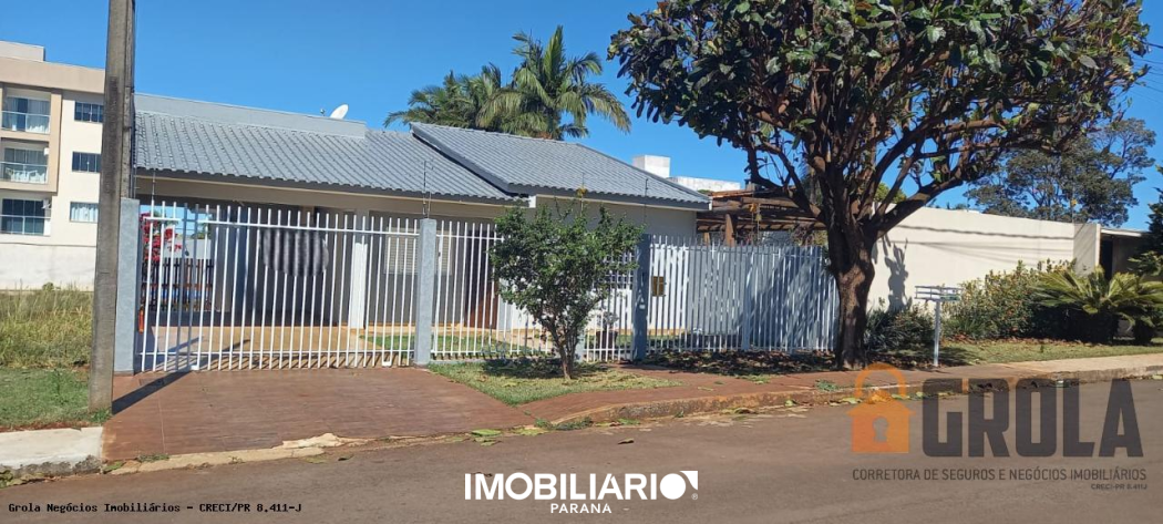 Residência para  venda em Jardim Villaggio Trombini, Campo Mourão, 420,00m², com 4 quartos