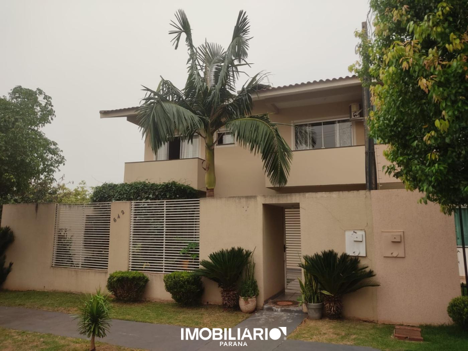 Sobrado para  venda em Jardim Flora, Campo Mourão, 161,00m², com 3 quartos