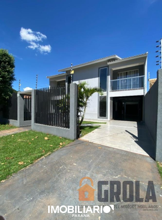 Sobrado para  venda em Jardim Country Club, Campo Mourão, 500,00m², com 3 quartos