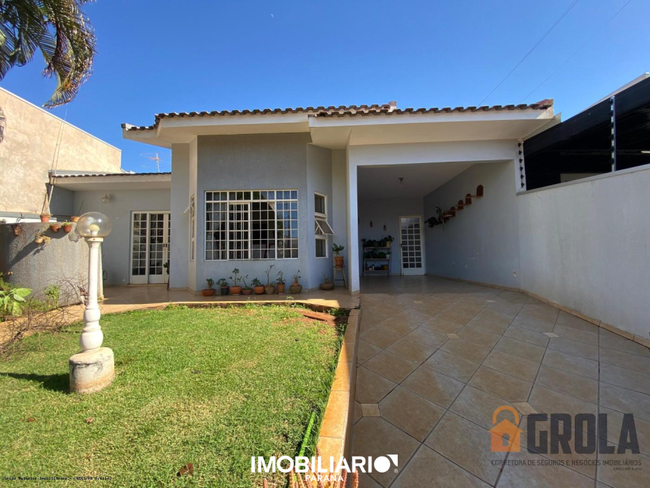Residência para  venda em Jardim Flora, Campo Mourão, 385,00m², com 3 quartos