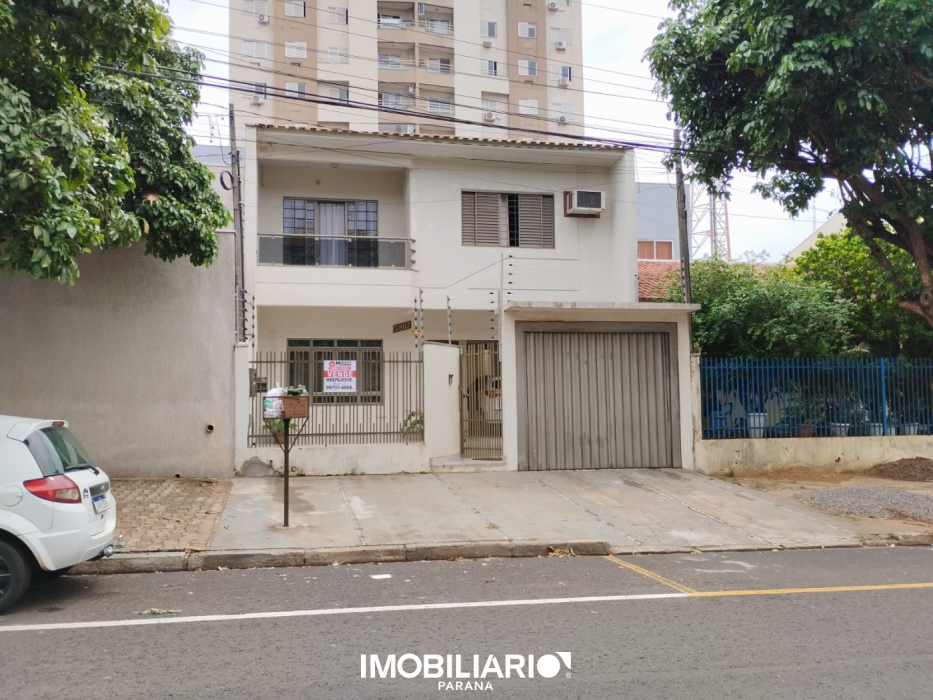 Sobrado para  venda em Zona I, Umuarama, 173,00m², com 4 quartos