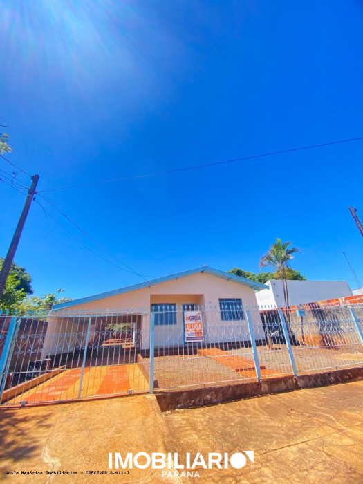 Residência para  alugar em Jardim Bandeirantes, Campo Mourão, com 3 quartos