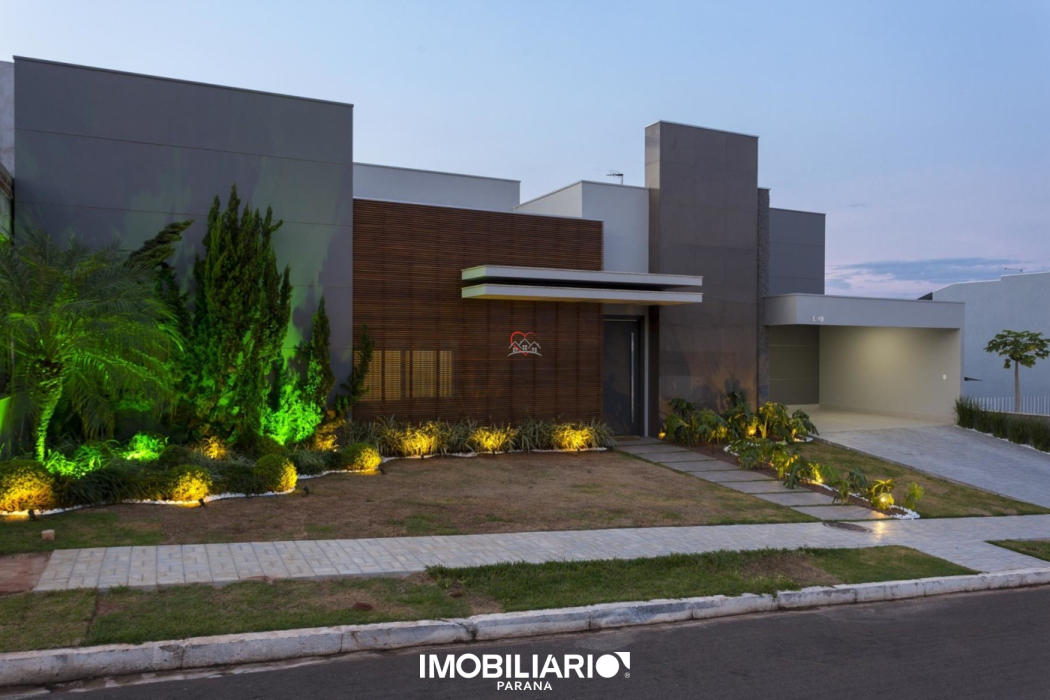 Residência para  venda em Zona I, Umuarama, 550,00m², com 5 quartos