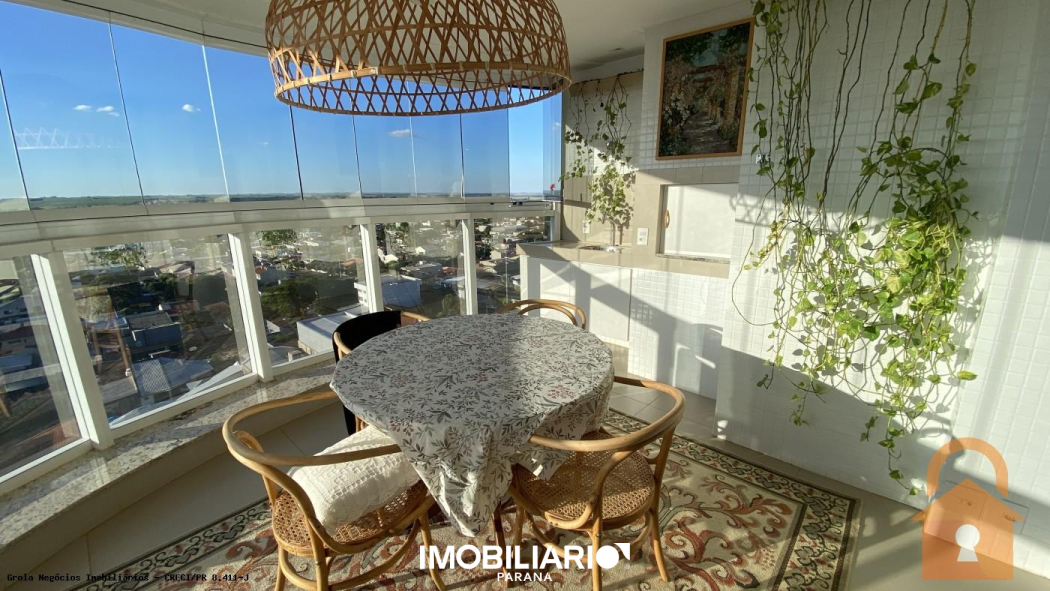 Apartamento para  venda em Centro, Campo Mourão, 222,00m², com 3 quartos